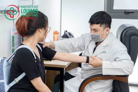 Ngoại tổng quát