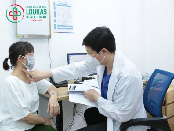 Đừng chủ quan với các triệu chứng u tuyến giáp ban đầu 