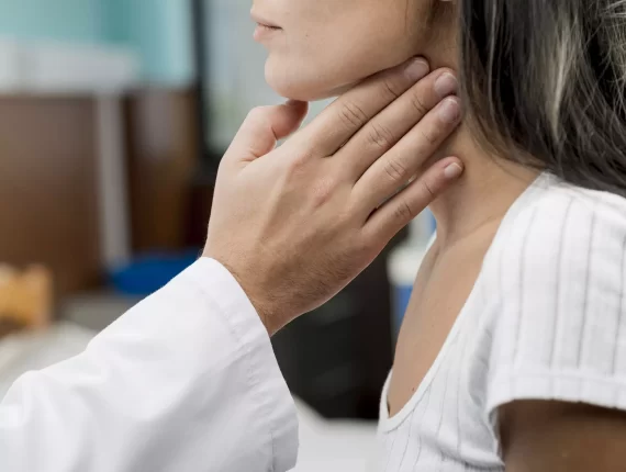 U tuyến giáp có phải là bướu cổ không? Điều bạn chưa biết