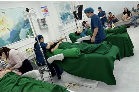 Kịp thời phát hiện, xử lý vi phạm đối với các cơ sở thẩm mỹ mạo danh bệnh viện, mập mờ chuyên môn